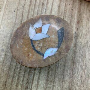 Fetco Vintage Soapstone Flower Mother of Pearl Trinket Jewelry Box